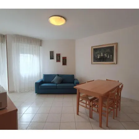 Familiar In A Prime Location *